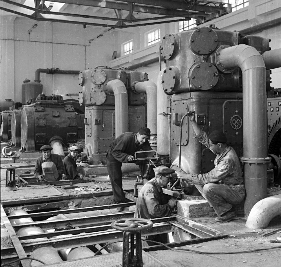 În 1955, se deschidea prima fabrică de penicilină din România și sud-estul Europei: Cum arăta la inaugurare și istoria Antibiotice Iași 1092098