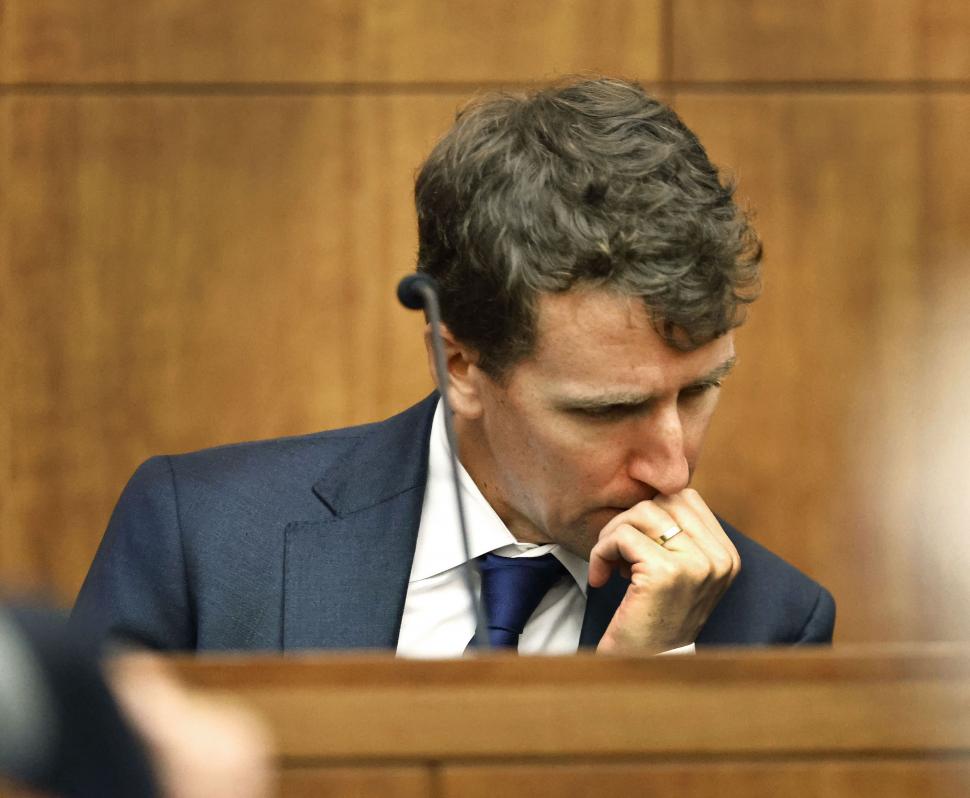 Cazul Lindsay Clancy a șocat SUA: Toată țara îi urmărește procesul. Și-a omorât copiii, s-a aruncat în gol cu gâtul tăiat, dar a trăit 1092632