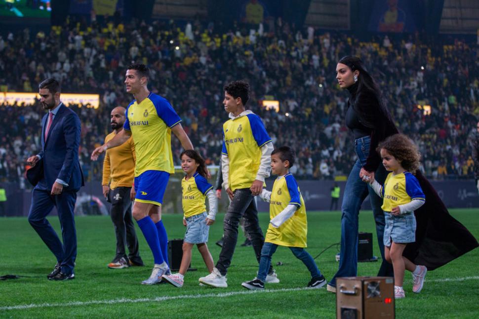 Cristiano Ronaldo și Georgina Rodríguez s-au căsătorit într-un oraș din Portugalia. Imaginea care a strâns 20 de milioane de like-uri 1092376