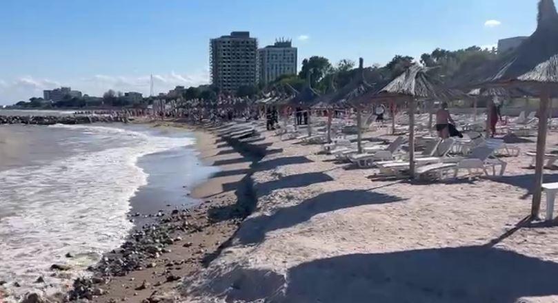 Plaja Saturn a fost evacuată. Fragmente de dronă militară au apărut printre turiști 1093335