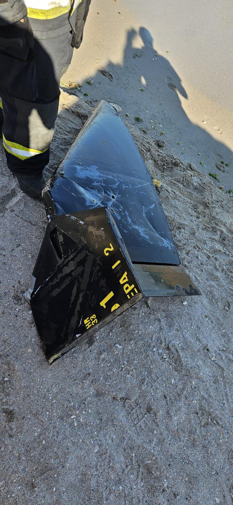 Plaja Saturn a fost evacuată. Fragmente de dronă militară au apărut printre turiști 1093339