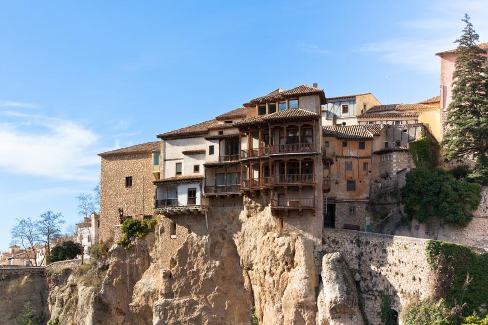 Un sat turistic din Spania își caută noi locuitori și antreprenori. O vilă cu trei dormitoare costă doar 18.000 de euro 1093837