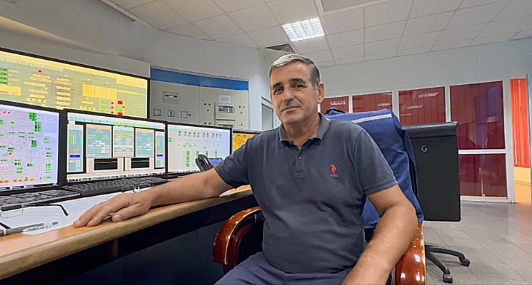 A ieşit la pensie, dar România l-a chemat înapoi: povestea tablotarului de 58 de ani care reporneşte Grupul 4 Rovinari 1094167
