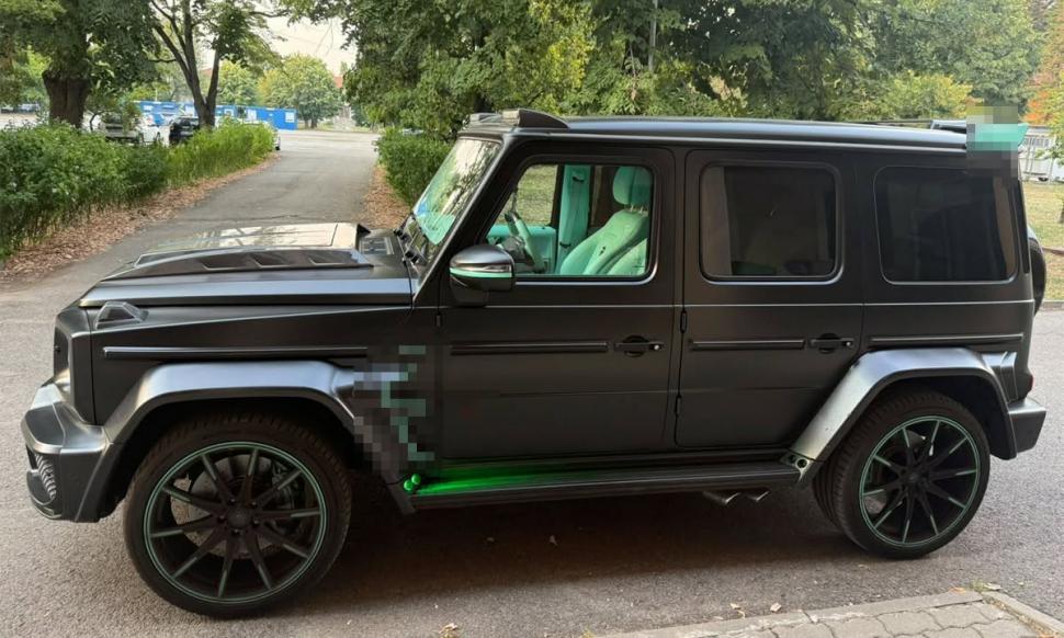 Poliţia a oprit pe A1 un Mercedes de 200.000 de euro. Elveţianul de la volan nu se aştepta la ce a urmat 1094104