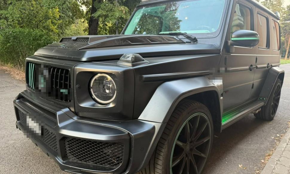 Poliţia a oprit pe A1 un Mercedes de 200.000 de euro. Elveţianul de la volan nu se aştepta la ce a urmat 1094106