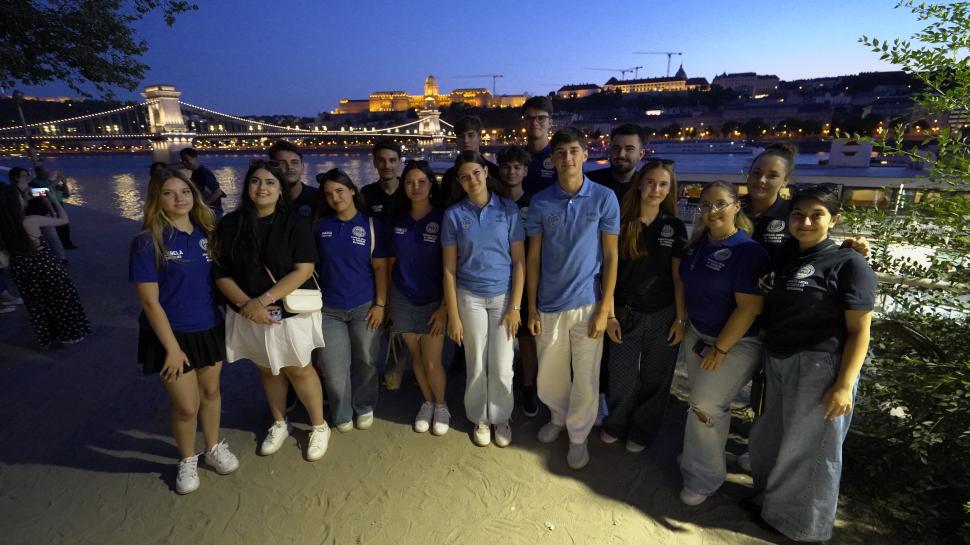 Diplomație, leadership și experiențe europene: 16 tineri din CLT Alexandria au descoperit Europa în cadrul programului „L.O.C.A.L. EU  1094476