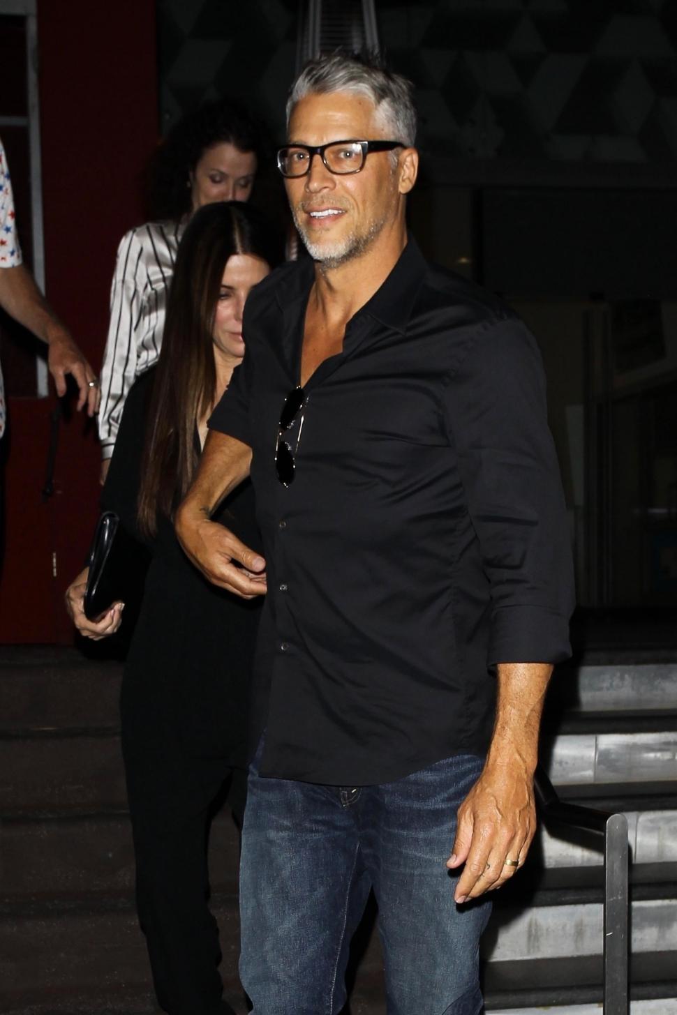 Sandra Bullock a vorbit despre moartea iubitului ei, Bryan Randall, răpus de boala Lou Gehrig: „Am început să-l plâng cu 4 ani înainte” 1095136