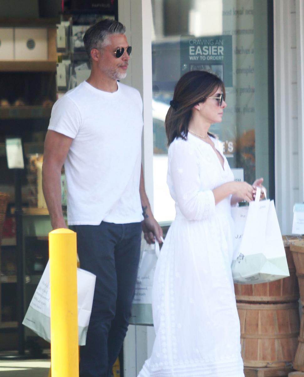 Sandra Bullock a vorbit despre moartea iubitului ei, Bryan Randall, răpus de boala Lou Gehrig: „Am început să-l plâng cu 4 ani înainte” 1095140