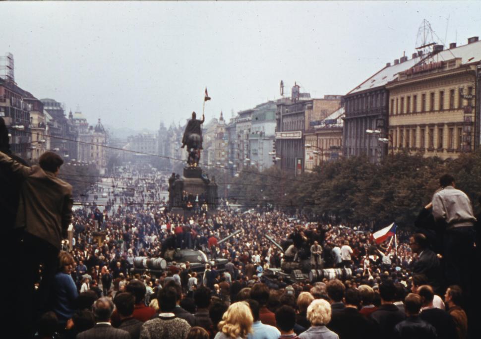 Raport secret MApN: Cum au neutralizat „turiștii” ruși armata cehoslovacă într-o singură zi, în timpul invaziei din august 1968 1095394