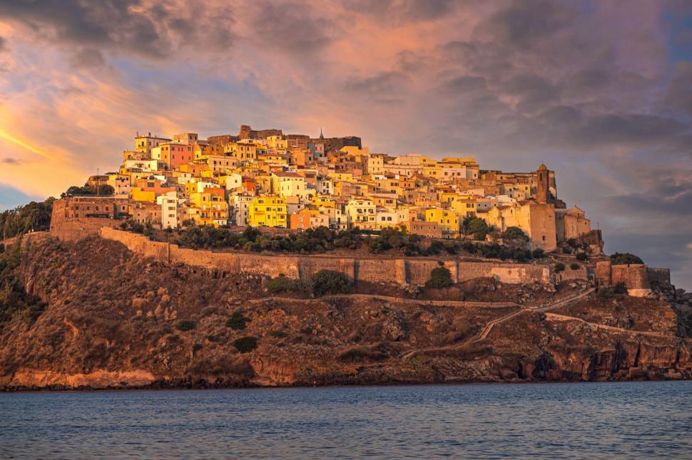  Insula din Europa desemnată cea mai frumoasă destinație a anului. Are unele dintre cele mai spectaculoase plaje din Mediterană 1088116