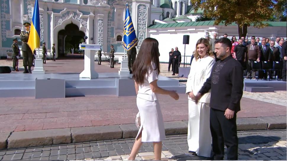Mirabela Grădinaru a mers la Kiev fără Nicușor Dan. Prima doamnă a fost primită de Zelenski și soția sa 1095624