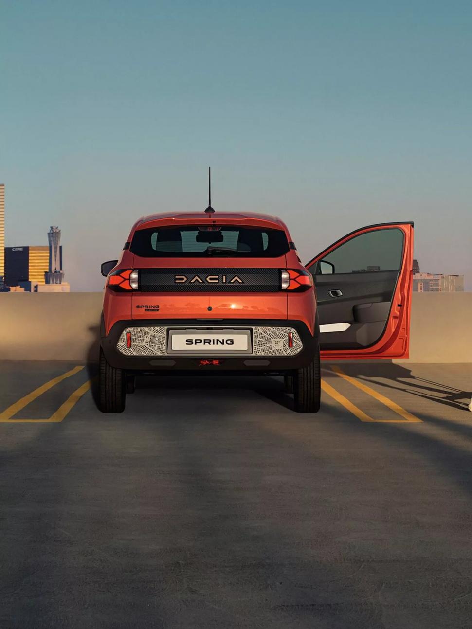 Dacia Spring, lăudată de Top Gear. "E una dintre cele mai bune maşini de oraş. Cum reușește să facă din zgârcenie ceva ce pare cool?" 1095844