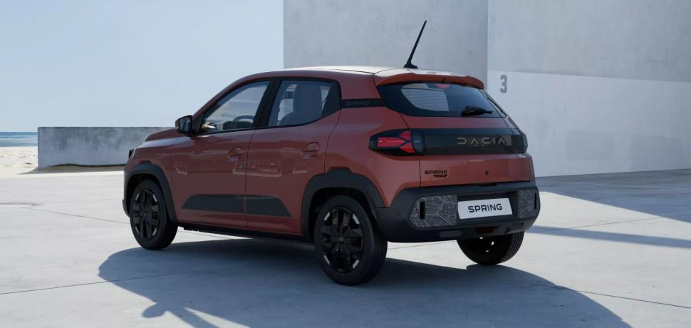 Dacia Spring, lăudată de Top Gear. "E una dintre cele mai bune maşini de oraş. Cum reușește să facă din zgârcenie ceva ce pare cool?" 1095847