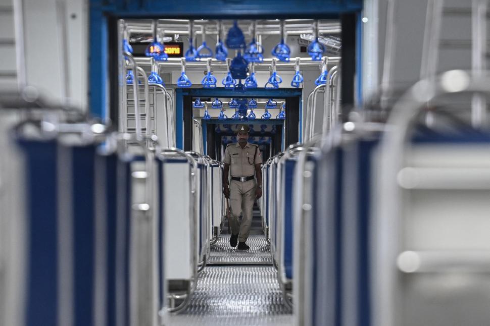 India a lansat cel mai puternic tren pe hidrogen din lume: A parcurs deja 6.000 km și a redus emisiile de carbon cu peste 36.444 kg 1096384