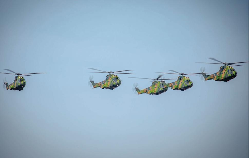 Imagini de la BIAS 2026, cel mai aşteptat eveniment aerian al anului. Spectacol cu avioane F-16, IAR-330 Puma, Spartan şi Hercules 1097281