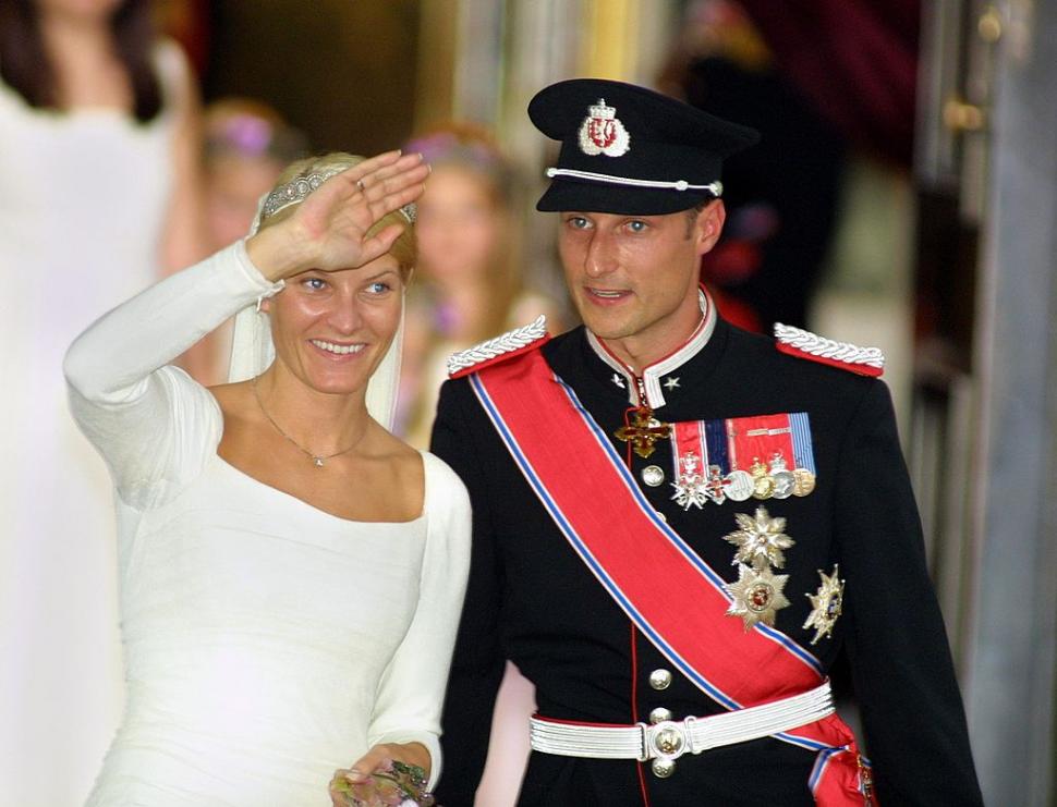 Mette-Marit, noua regină a Norvegiei: de la o viață "nebunatică" la Palatul Regal. Povestea "Cenușăresei" care a ajuns pe tron 1097246