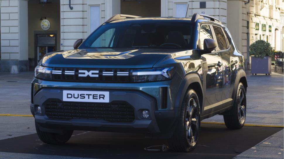 Comparaţie Dacia Duster cu Chery Tiggo 4. Presa britanică: Mai merită maşina românească titlul de campioană a raportului preț-calitate? 1096175