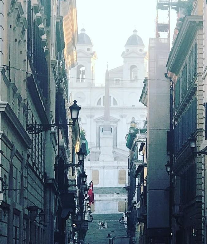 O prințesă italiană își închiriază acum palatul, iar turiștii sunt fascinați de experiență. Cât costă o noapte la Ruspoli Bonaparte 1097666