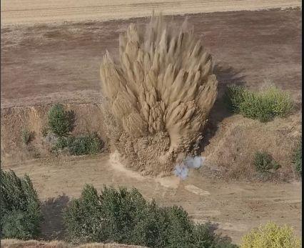 Un pescar care căuta vechituri cu un magnet a scos din Dunăre o mină neexplodată de 680 de kilograme, din al Doilea Război Mondial 1097567