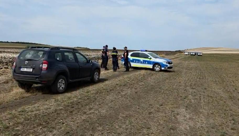 O dronă a fost găsită pe un câmp din comuna Viișoara, în Vaslui. Surse: Are încărcătură explozibilă și ar fi rusească 1098053