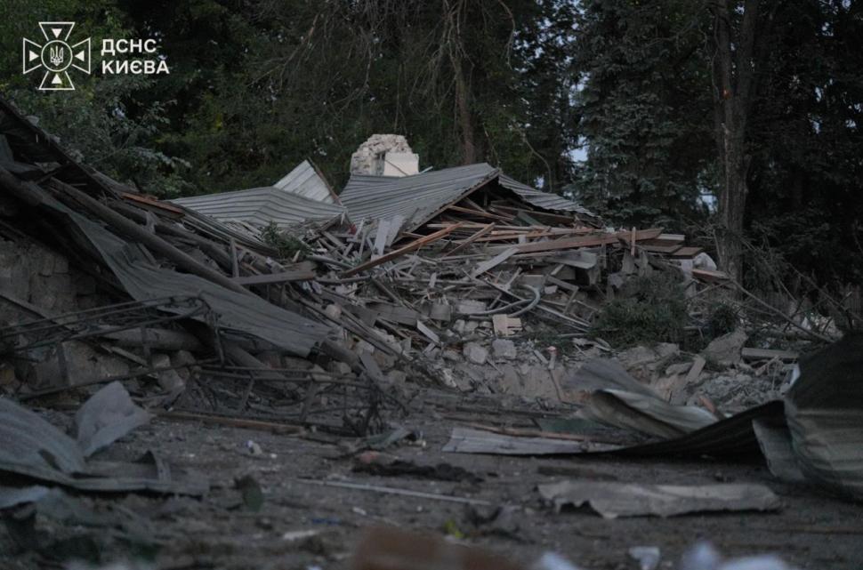 Rușii au atacat masiv cu drone Kievul, 12 oameni au fost uciși. O rachetă balistică a lovit un depozit al Căilor Ferate din Ucraina 1097927
