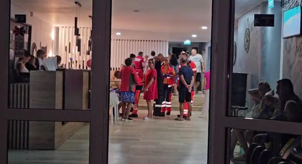 Treizeci de oameni acuză stări acute de rău într-un hotel din Saturn, după o posibilă intoxicație. A fost activat Planul Roșu 1098263