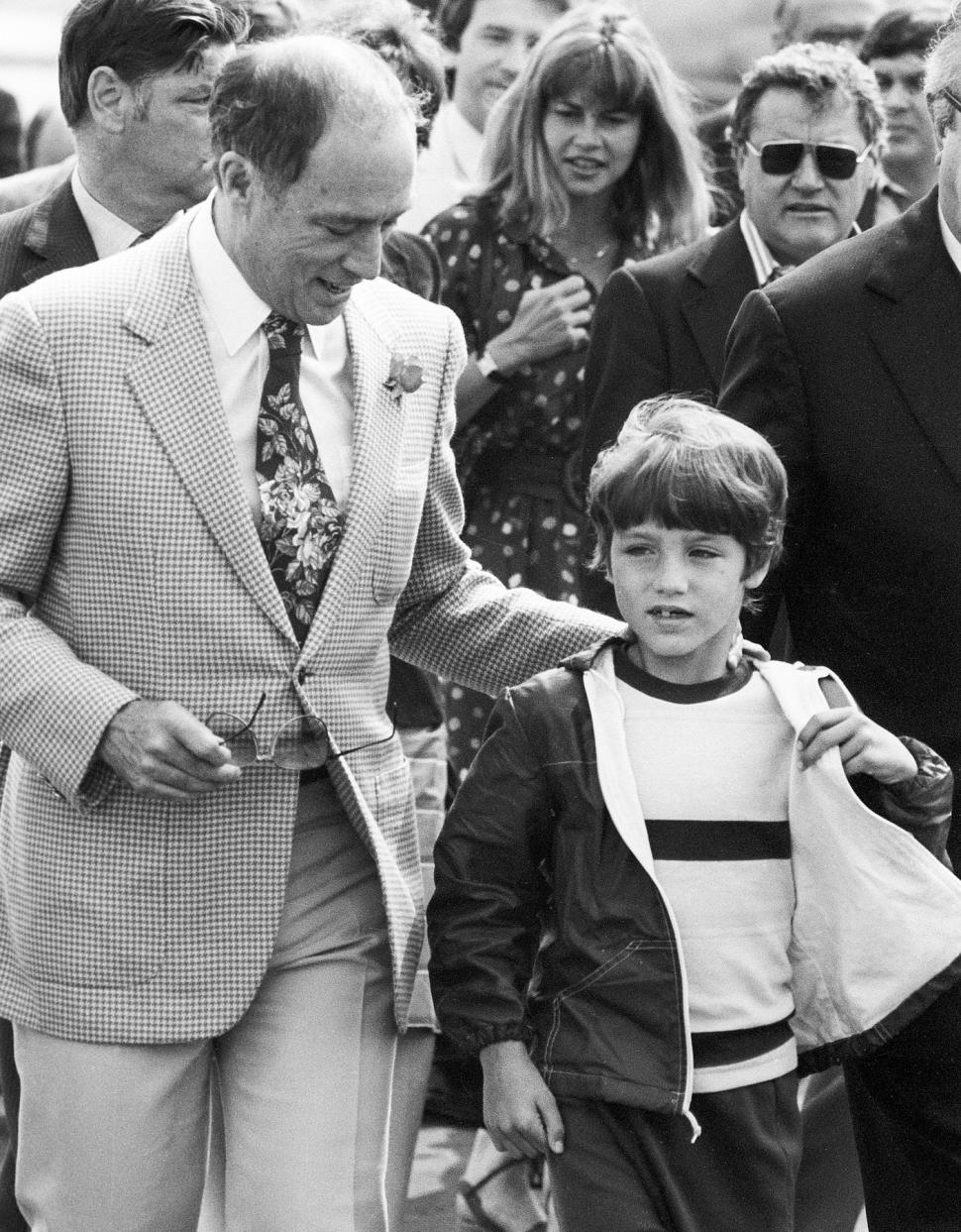 În 1998, fratele mai mic al lui Justin Trudeau a fost luat de o avalanșă. Prietenii lui au scăpat, dar el nu a fost găsit nici până azi 1098533