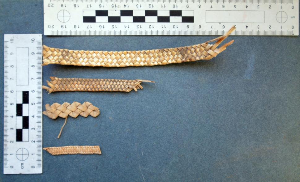 Muncitorii care restaurează o casă medievală din Anglia au descoperit 800 de ani de istorie ascunsă și misterioase semne de protecție 1098416