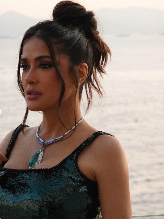 Salma Hayek a împlinit 60 de ani și arată senzațional. Viața și cariera celei mai cunoscute actrițe latino de la Hollywood 1098542