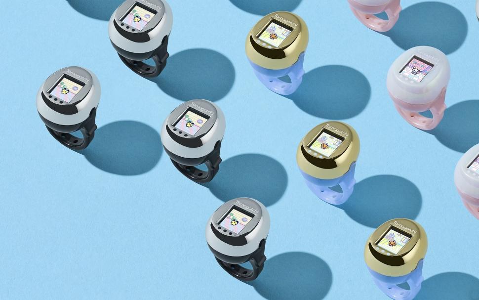 Tamagotchi, jucăria copilăriei pentru milioane de Millennials, revine în ediție aniversară după 30 de ani, sub formă de inel. Cât costă 1098404