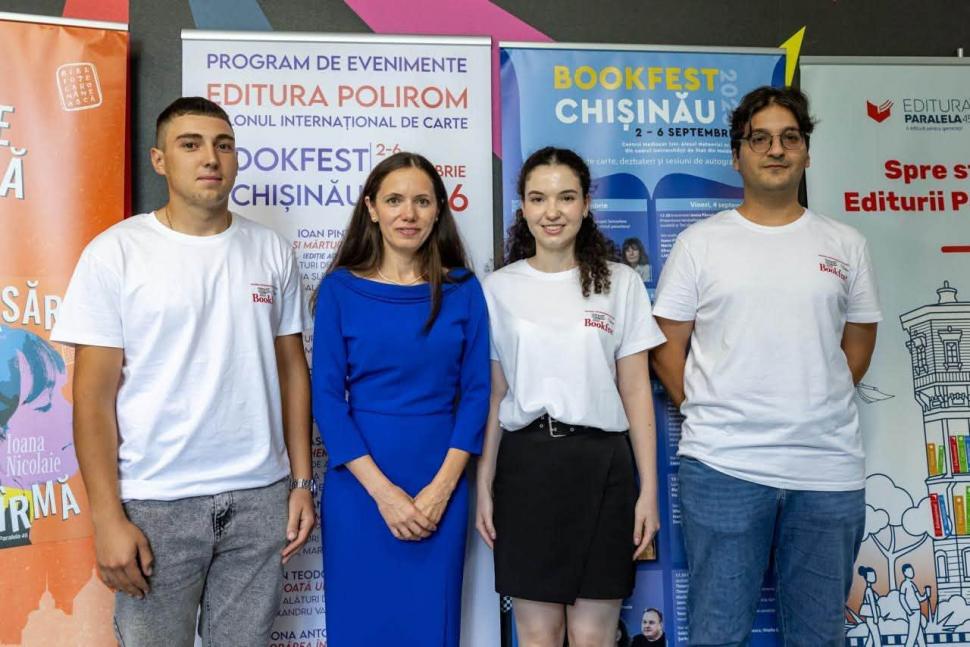 Mirabela Grădinaru s-a întâlnit, la Chișinău, cu Maia Sandu. Partenera lui Nicușor Dan a vorbit la o conferință internațională 1098988
