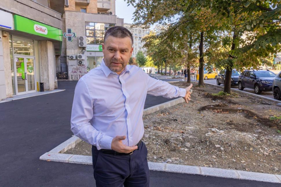 Bulevardul Unirii din București intră în șantier. Ciucu: „Nu mai putem continua cu trotuarele pline de mașini”. Când încep lucrările 1099326