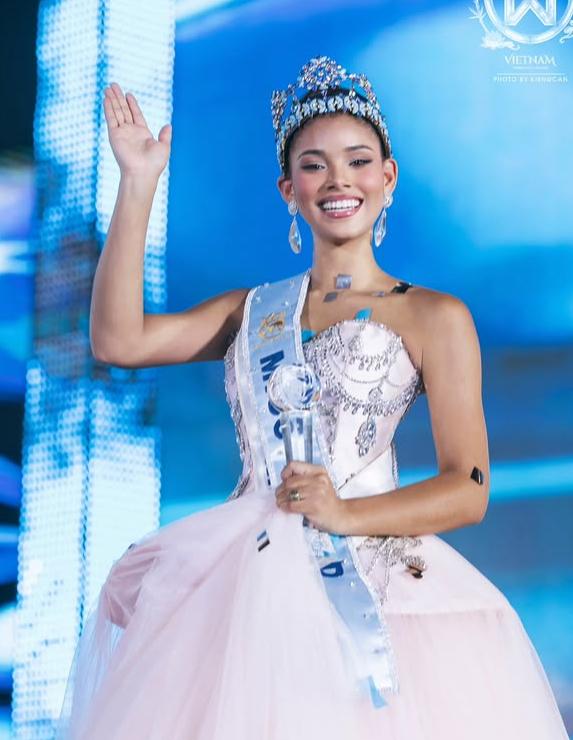 Joheirry Mola este noua Miss World. Republica Dominicană câştigă un nou titlu după 44 de ani  1100044