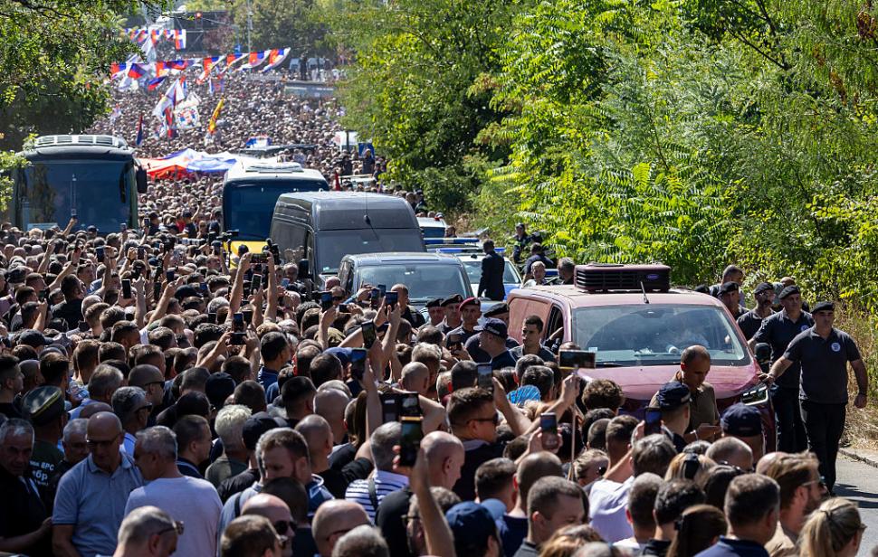 UE condamnă funeraliile lui Ratko Mladic cu onoruri militare: "Imaginile sunt șocante. Contrazic valorile pentru drumul Serbiei în UE" 1100127