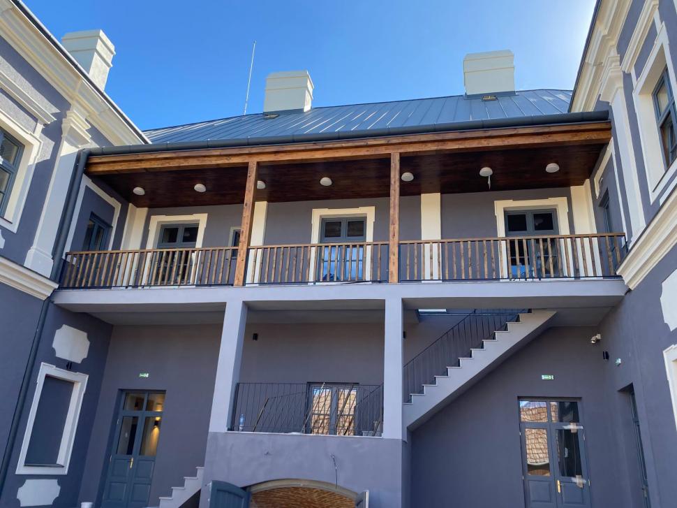 Un castel din România a fost restaurat, iar acum e deschis pentru turiști. Cum arată domeniul Bánffy din Nuşfalău și clădirea renovată 1100387