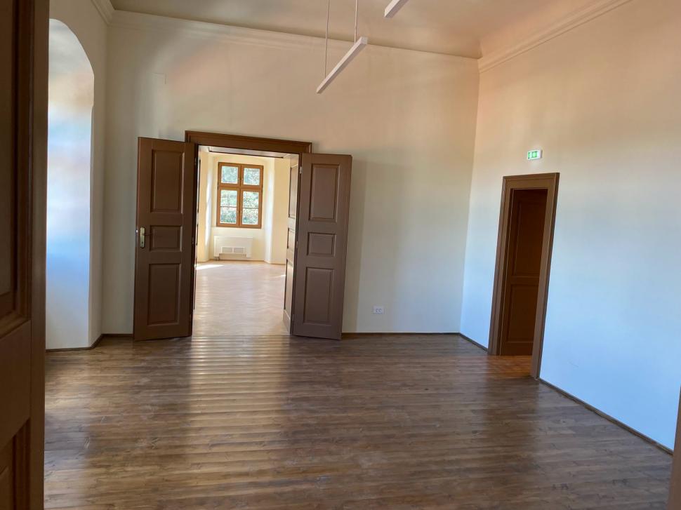 Un castel din România a fost restaurat, iar acum e deschis pentru turiști. Cum arată domeniul Bánffy din Nuşfalău și clădirea renovată 1100396