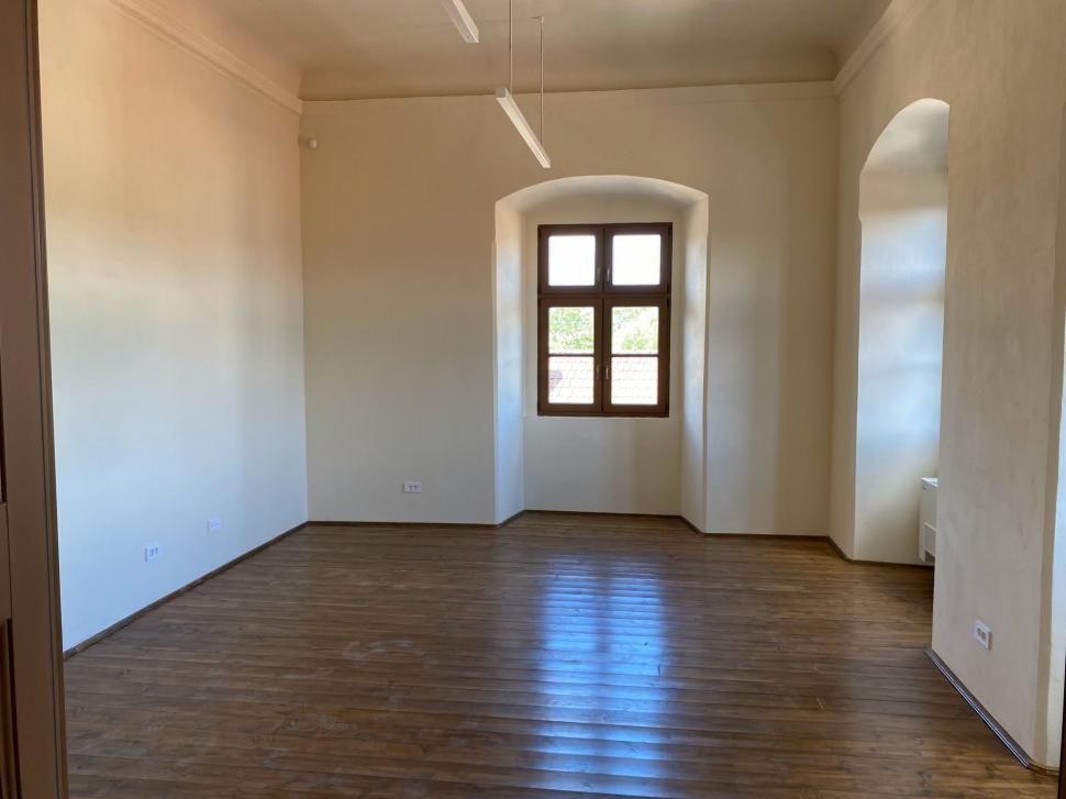 Un castel din România a fost restaurat, iar acum e deschis pentru turiști. Cum arată domeniul Bánffy din Nuşfalău și clădirea renovată 1100397