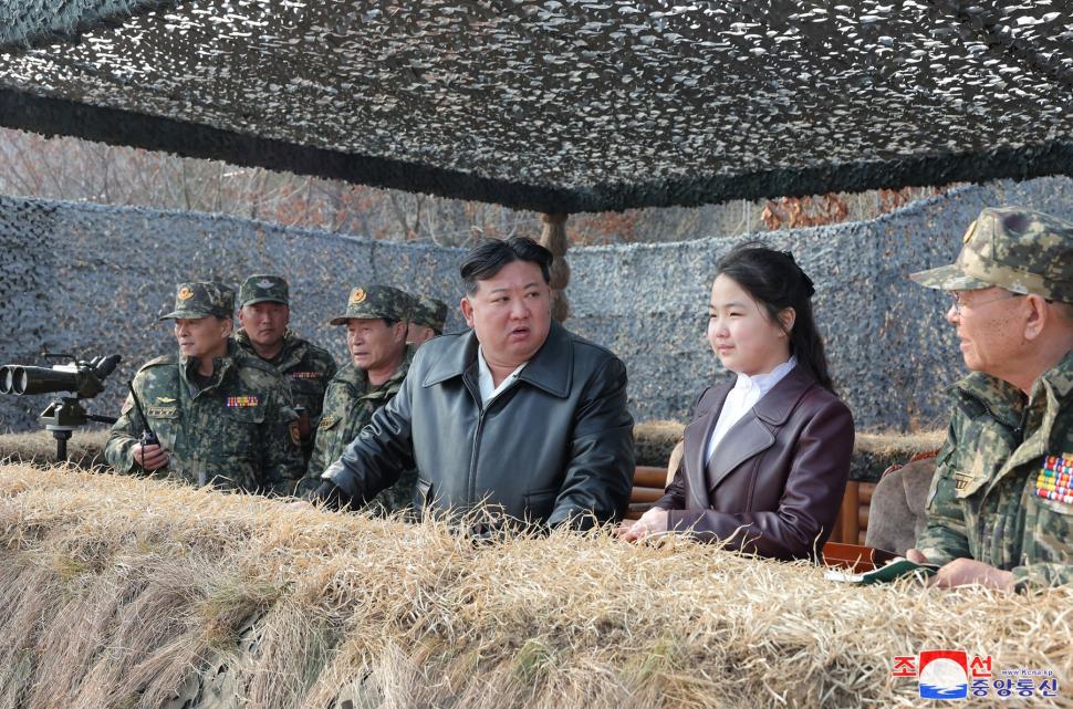 Câți copii are, de fapt, Kim Jong Un. Spionii sud-coreeni vin cu o nouă teorie despre familia liderului din Coreea de Nord 1100759