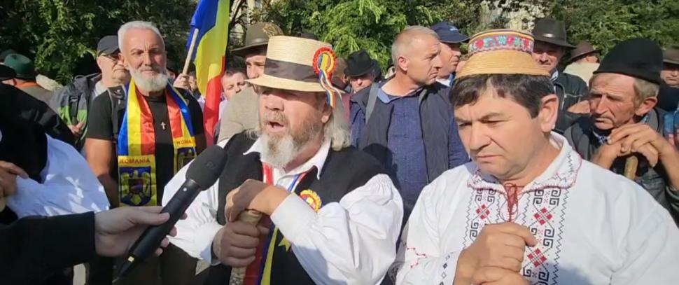 Imagini care nu s-au văzut la TV de la bătaia din Piața Victoriei. Cine a venit, de fapt, în locul oierilor 1102272