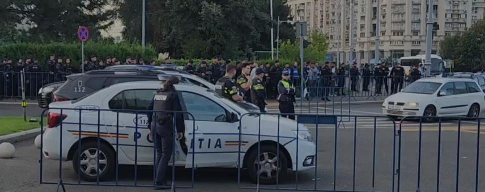 Imagini care nu s-au văzut la TV de la bătaia din Piața Victoriei. Cine a venit, de fapt, în locul oierilor 1102273