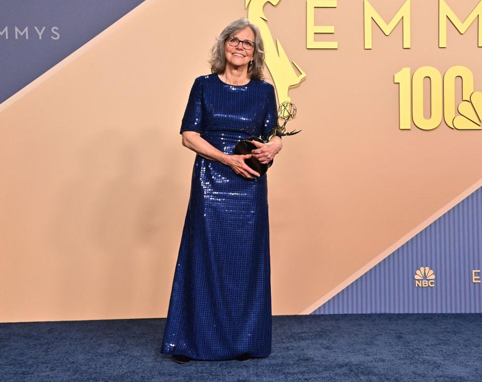 Matthew Rhys a intrat în istorie, după ce a câștigat două Premii Emmy pentru rol principal, în aceeași seară. Lista laureaţilor 1101943