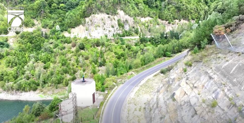 Lucrările pentru un trafic mai sigur de pe DN10, între Siriu şi Covasna, s-au încheiat. Imagini cu investiţia de 8.8 milioane lei 1102494