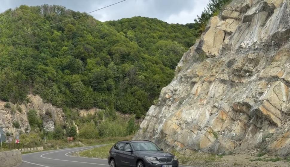 Lucrările pentru un trafic mai sigur de pe DN10, între Siriu şi Covasna, s-au încheiat. Imagini cu investiţia de 8.8 milioane lei 1102495