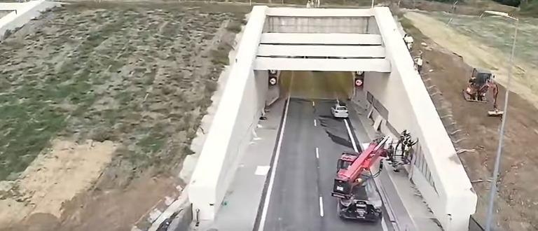  Tunelul Momaia de pe Autostrada A1 Sibiu-Pitești este aproape finalizat. Când ar putea fi deschis traficul  1102946