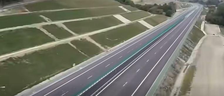  Tunelul Momaia de pe Autostrada A1 Sibiu-Pitești este aproape finalizat. Când ar putea fi deschis traficul  1102948