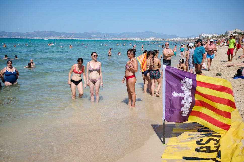 Spaniolii din Mallorca s-au săturat de turiștii britanici bețivi și fac acum tot posibilul ca să atragă americani bogați și cuminți 1102297