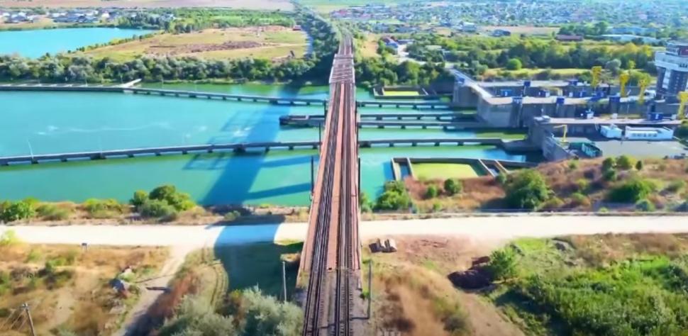 Lucrările de modernizare a infrastructurii feroviare din Portul Constanţa au ajuns la 89%, în etapa I. Imagini noi de pe şantier 1103746