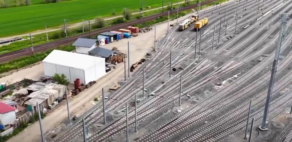 Lucrările de modernizare a infrastructurii feroviare din Portul Constanţa au ajuns la 89%, în etapa I. Imagini noi de pe şantier 1103749