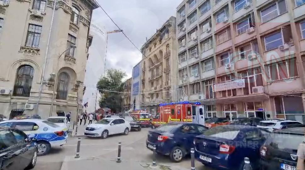 Explozie pe un bulevard din București, vis-a-vis de Inspectoratul General al Poliției Române: Există răniți 1104010