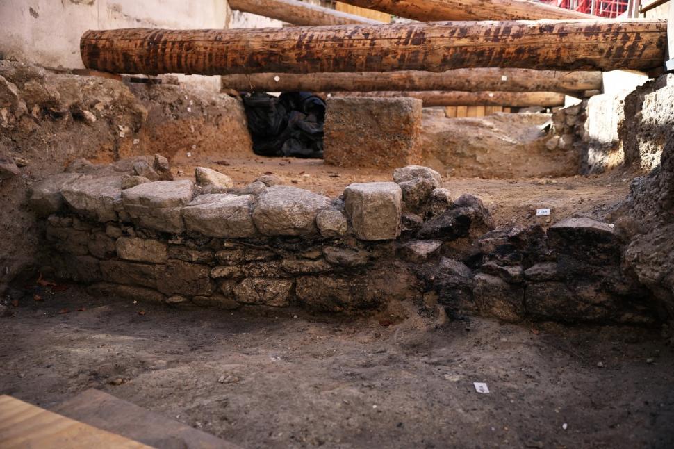 O descoperire arheologică majoră poate elucida cel mai mare mister al Parisului. Orașul ar putea să-și rescrie istoria 1104450